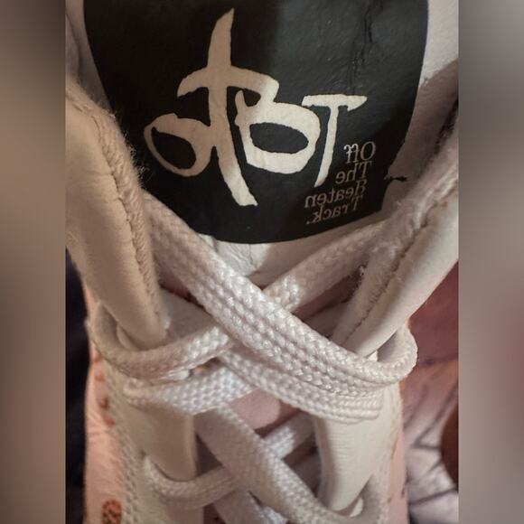 OTBT Women's 7 Hologram High Top Sneakers Cheetah Leather Sustainable Washable - Picture 8 of 11